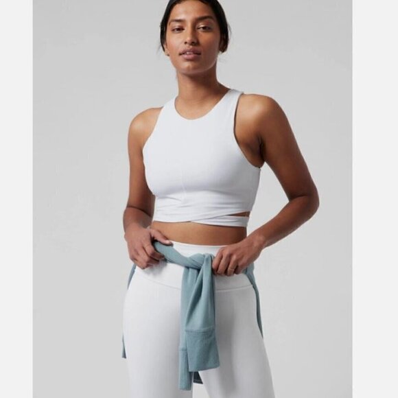 Athleta LIMITED Conscious Cut Out White Crop Yoga Bra Top D-DD NWT #988051 RT$69 - Picture 2 of 11